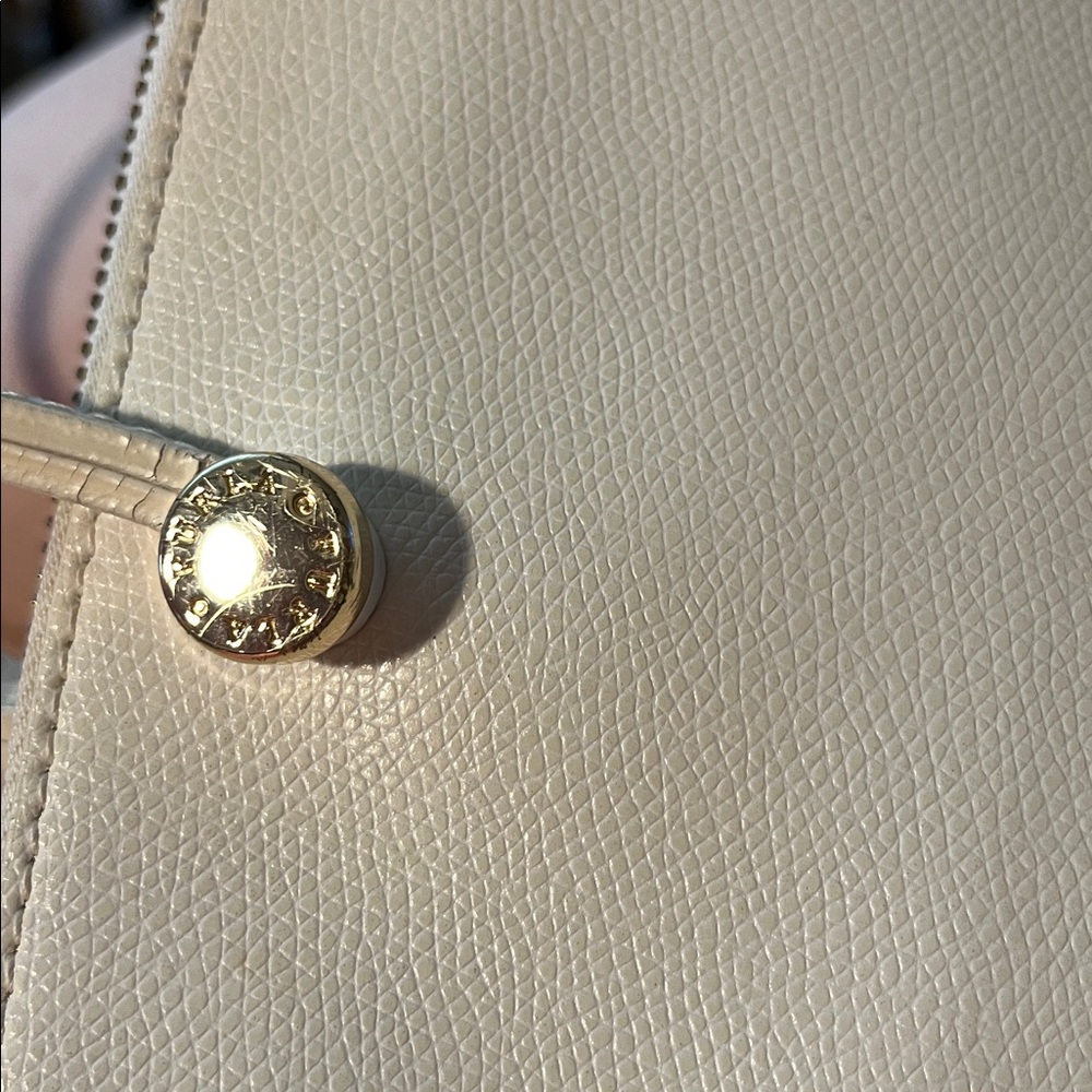 Furla Genuine Leather Elegant Cream Handbag - Picture 10 of 10
